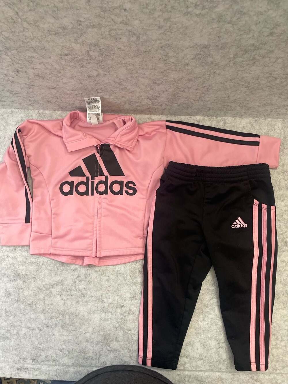 Adidas Toddler Girls Pink and Black Tricot Tracksuit Set Size 2T